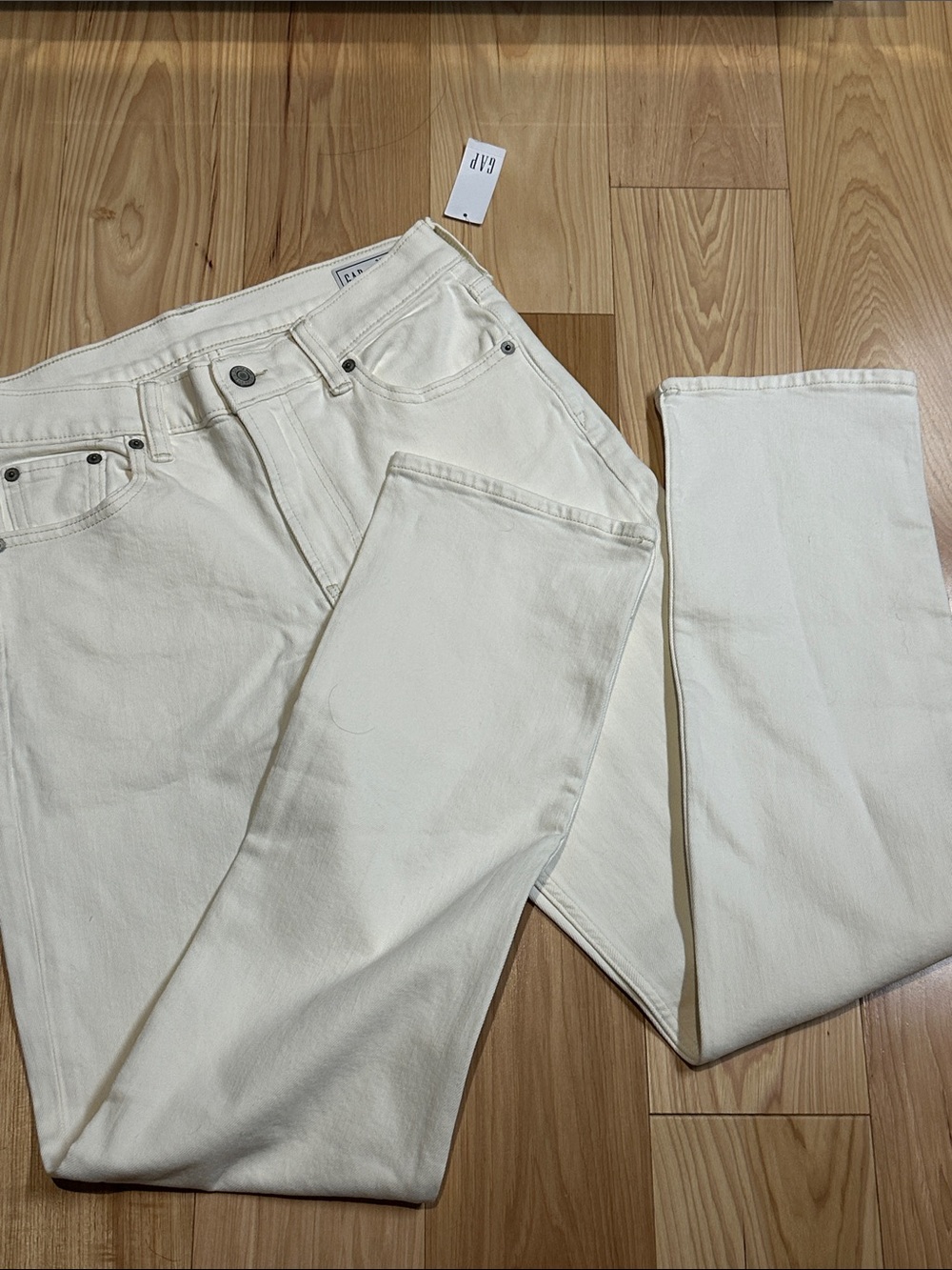 NWT GAP Cream  90s Straight Jeans